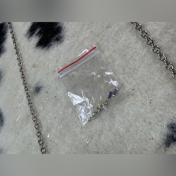 Aldo Women’s Silver Plated Sparkle Mini Chain Shoulder Bag - Picture 7 of 8